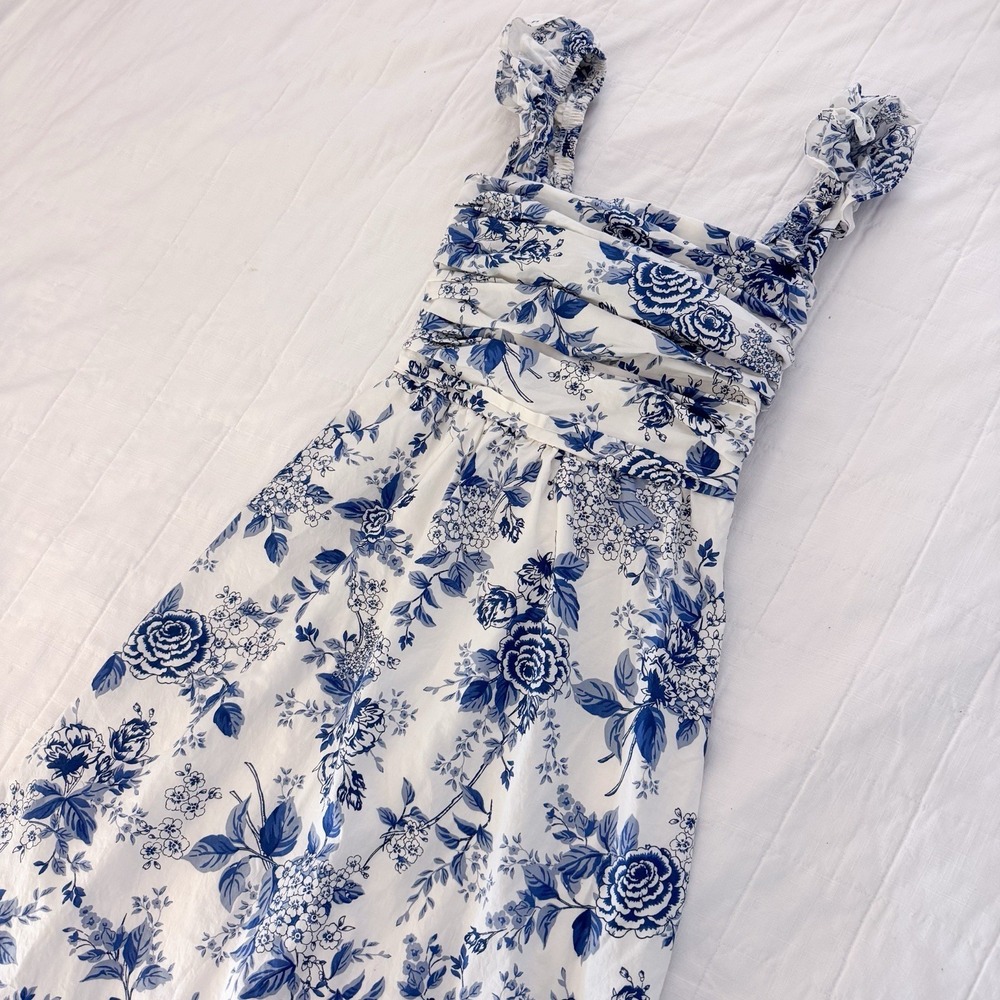Moon River Women's Dress XS Bloom By Bloom Blue White Floral Maxi Summer $120 - Picture 2 of 10